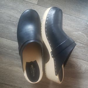 Swedish Hasbeens Husband Clogs, size 40